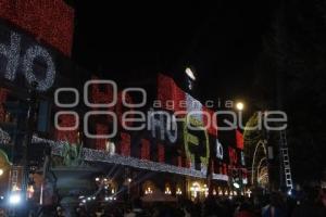 AYUNTAMIENTO . ILUMINACIÓN NAVIDEÑA