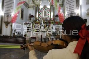 LA VILLITA . FELIGRESES