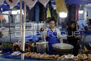 LA VILLITA . VENDEDORES AMBULANTES