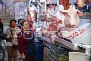 MERCADO . AÑO NUEVO