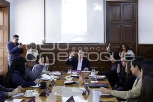 AYUNTAMIENTO . REGIDORES