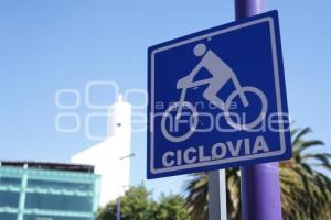 TLAXCALA . INVASIÓN DE CICLOVÍA