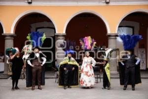 CARNAVAL . PASARELA DE HUEHUES