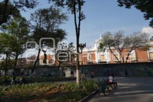 TLAXCALA . COLOCACIÓN DE VALLAS 8M