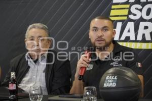 BÁSQUETBOL . BALL SO HARD